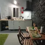 Basaltic House Pedreira