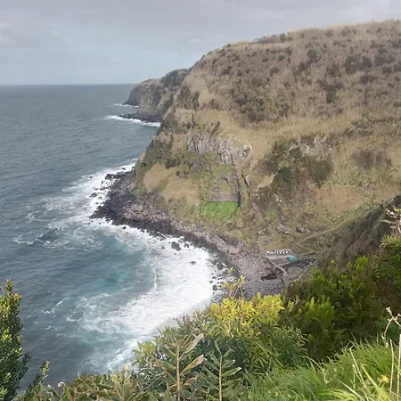 Basaltic House Pedreira *